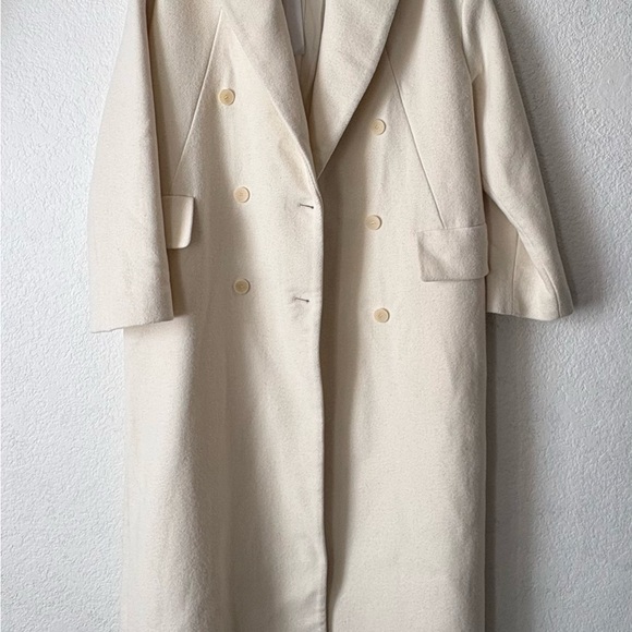 Zara Women's Ivory Double-Breasted Trench Coat - Picture 3 of 12